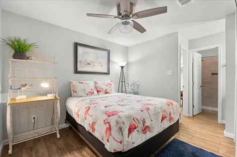 3506 Cove View Boulevard 1303 Galveston TX 77554