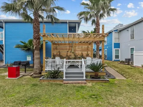 3506 Cove View Boulevard 1303 Galveston TX 77554