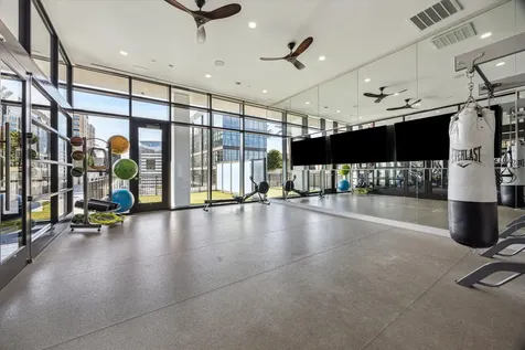 9757 Katy Freeway 323 Houston TX 77024