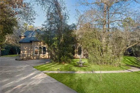 26150 Crown Ranch Boulevard Montgomery TX 77316