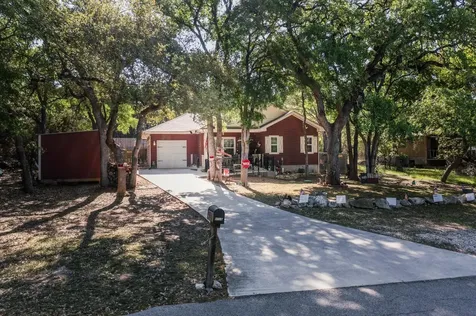 1118 Lonesome Canyon Lake TX 78133