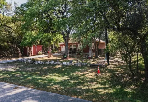 1118 Lonesome Canyon Lake TX 78133