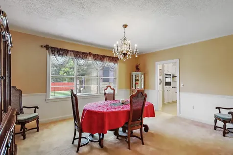 405 Park Street Anahuac TX 77514
