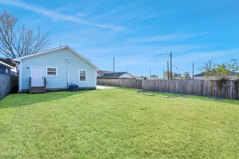 3703 Lila Street Houston TX 77026