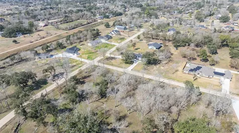2807 Chinaberry Lane Alvin TX 77511