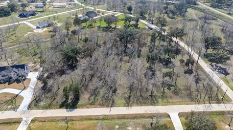 2807 Chinaberry Lane Alvin TX 77511