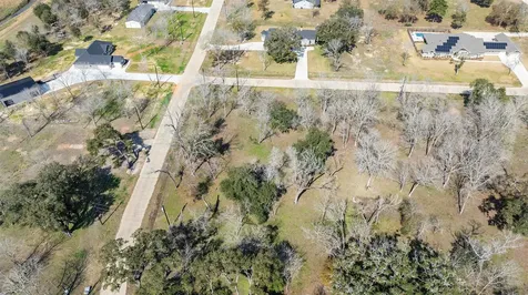 2807 Chinaberry Lane Alvin TX 77511