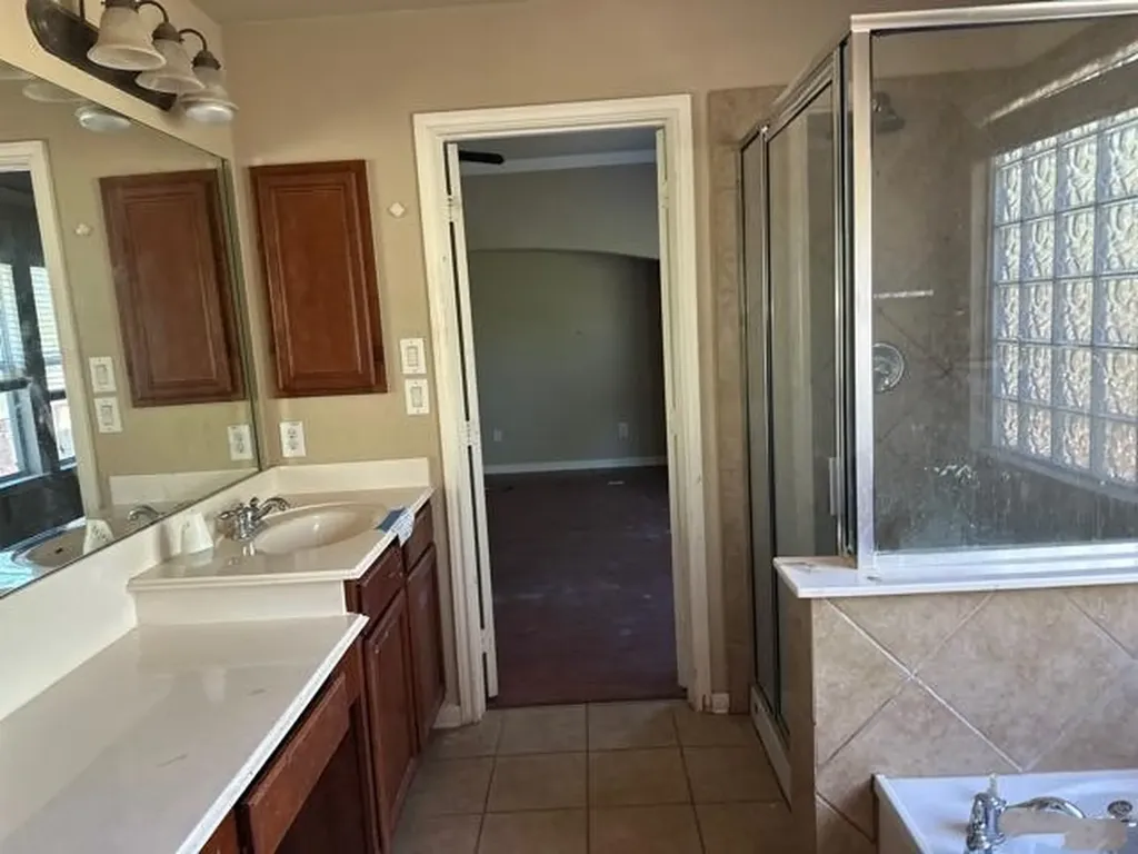21527 Thunder Basin San Antonio TX 78261