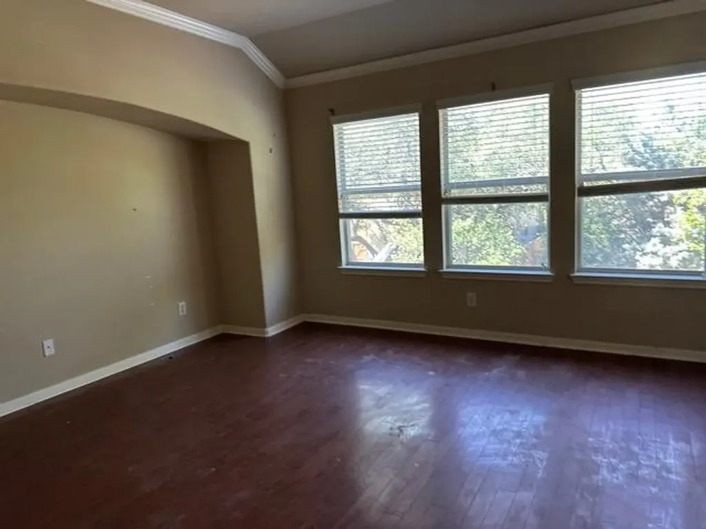 21527 Thunder Basin San Antonio TX 78261