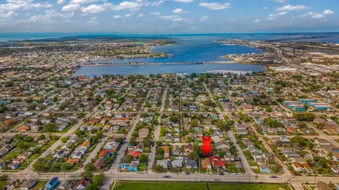 1413 53rd Street Galveston TX 77551