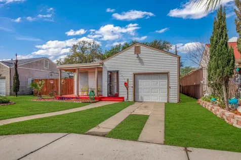 1413 53rd Street Galveston TX 77551