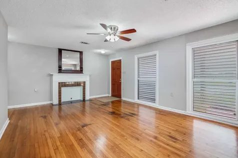 1413 53rd Street Galveston TX 77551