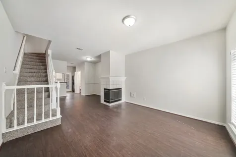 2930 Grants Lake Boulevard 2203 Sugar Land TX 77479