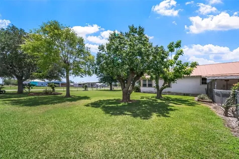 422 Caney Street Matagorda TX 77457
