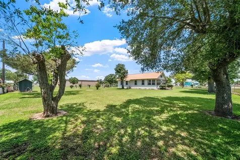 422 Caney Street Matagorda TX 77457