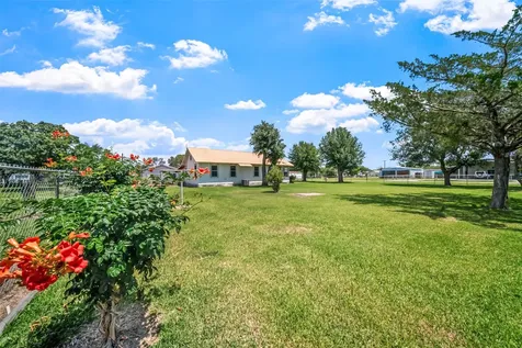 422 Caney Street Matagorda TX 77457