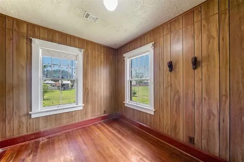 422 Caney Street Matagorda TX 77457