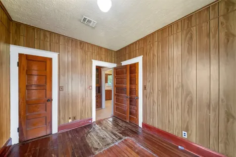 422 Caney Street Matagorda TX 77457