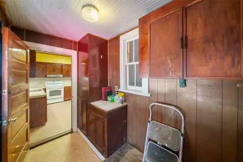 422 Caney Street Matagorda TX 77457