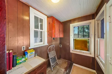 422 Caney Street Matagorda TX 77457