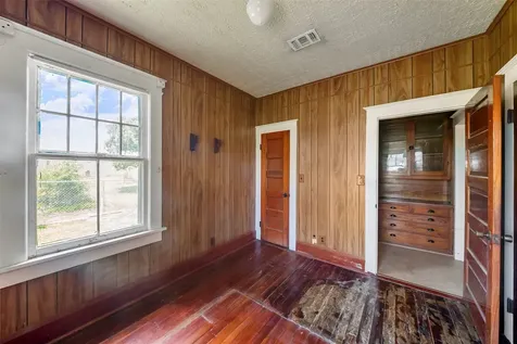 422 Caney Street Matagorda TX 77457