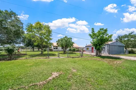 422 Caney Street Matagorda TX 77457
