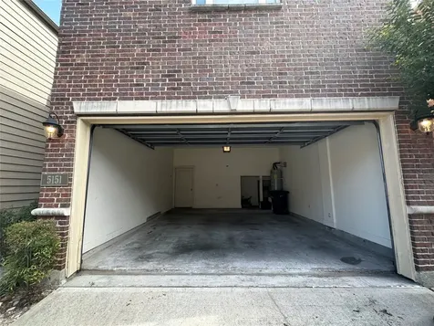 5151 Oasis Park Lane Houston TX 77021