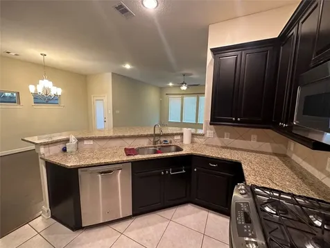 5151 Oasis Park Lane Houston TX 77021