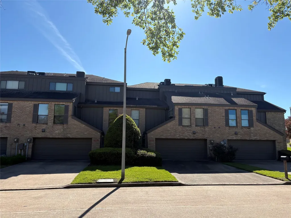 18210 Bal Harbour Drive Nassau Bay TX 77058