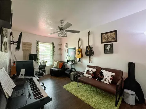 5218 Milwee Street 2 Houston TX 77092