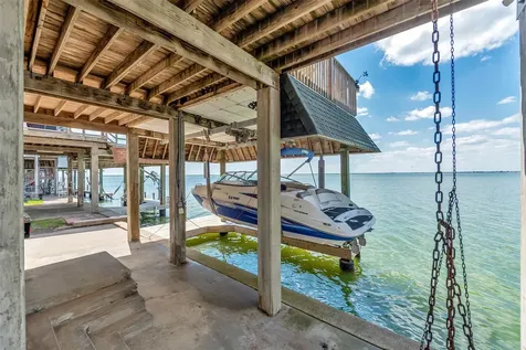 247 Isles End Road Tiki Island TX 77554