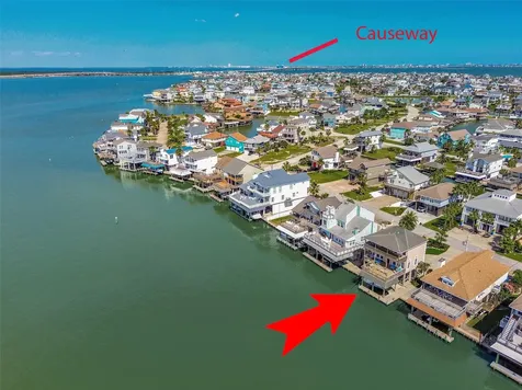 247 Isles End Road Tiki Island TX 77554