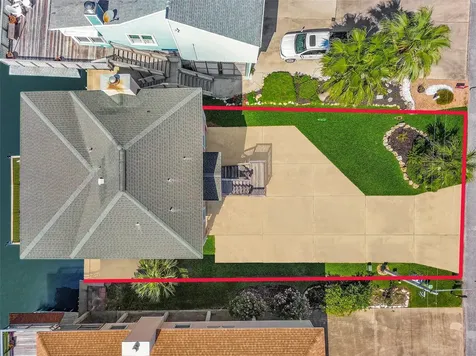 247 Isles End Road Tiki Island TX 77554