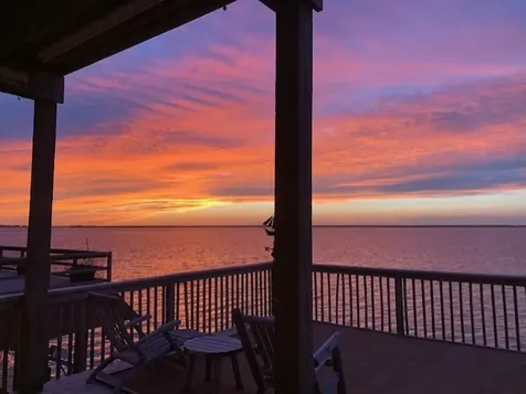 247 Isles End Road Tiki Island TX 77554