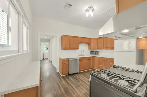 1120 Willard Street Houston TX 77006