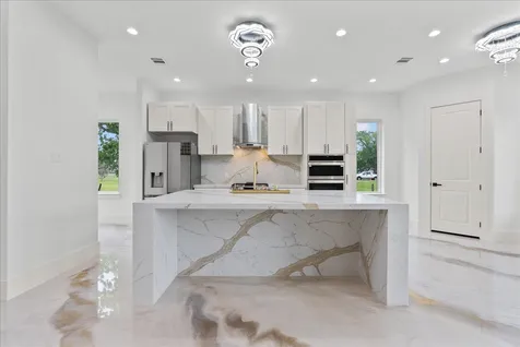 3237 Harkey Road Pearland TX 77584
