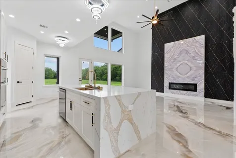 3237 Harkey Road Pearland TX 77584