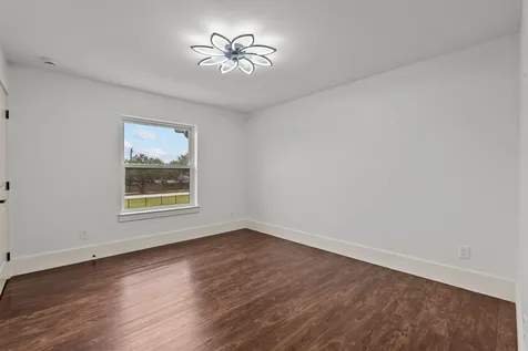 3237 Harkey Road Pearland TX 77584