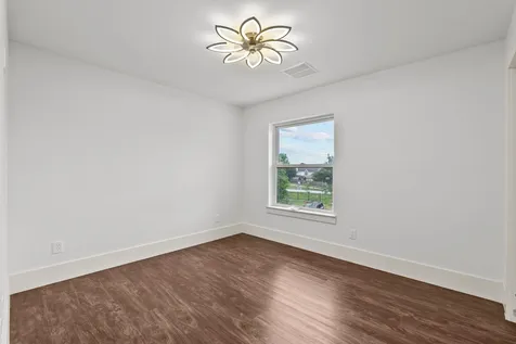 3237 Harkey Road Pearland TX 77584