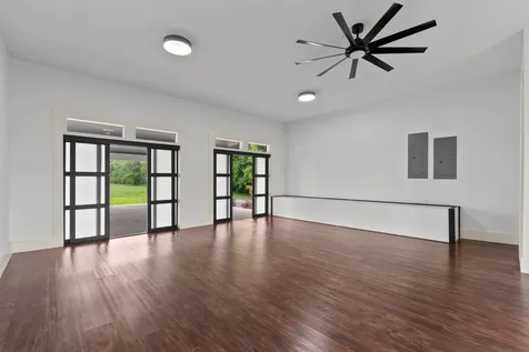 3237 Harkey Road Pearland TX 77584