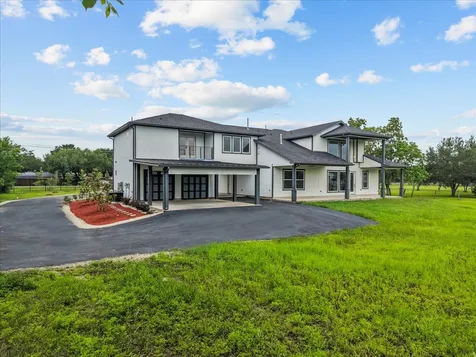 3237 Harkey Road Pearland TX 77584
