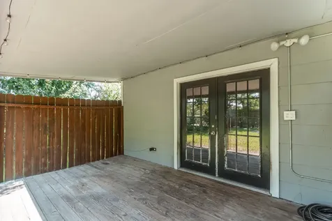 911 N 14th Avenue N Texas City TX 77590