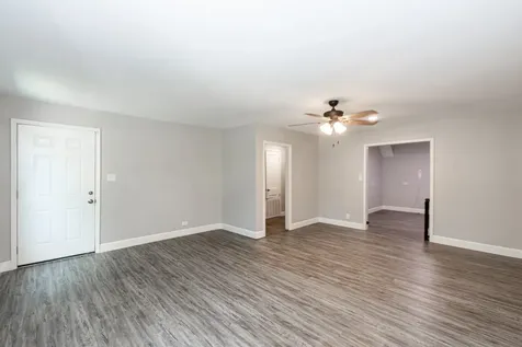 911 N 14th Avenue N Texas City TX 77590