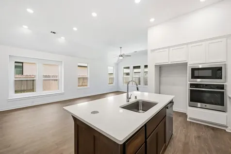12311 Sweet Gum Drive Mont Belvieu TX 77523