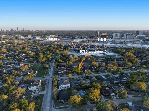 9765 Westview Drive Houston TX 77055