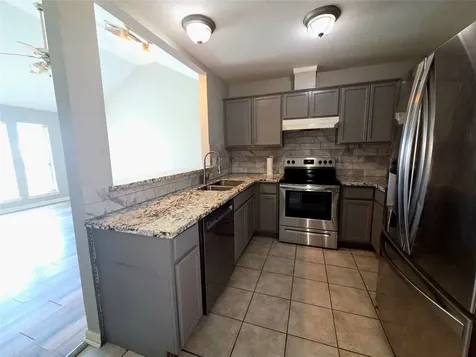 1C Prairie Knoll Drive La Marque TX 77510