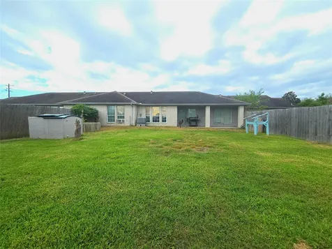 1C Prairie Knoll Drive La Marque TX 77510