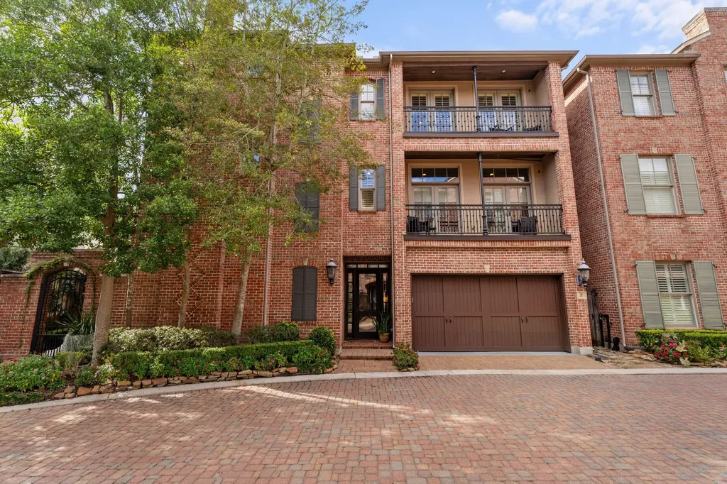 1010 Nantucket Drive F Houston TX 77057