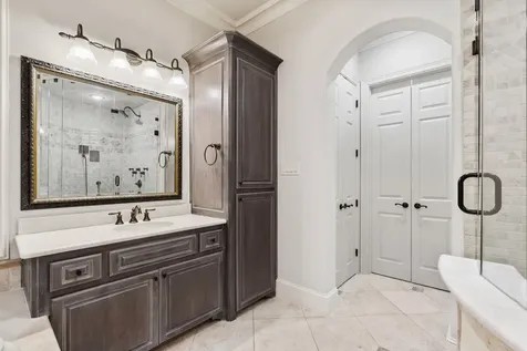 1010 Nantucket Drive F Houston TX 77057