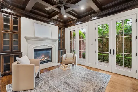 1010 Nantucket Drive F Houston TX 77057